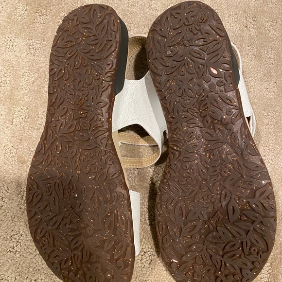 Comfort sandal - Picture 3 of 4